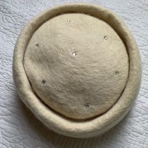 Vintage Pillbox hat Valerie Modes Cream 100% Wool Tea rhinestone snowdrop white
